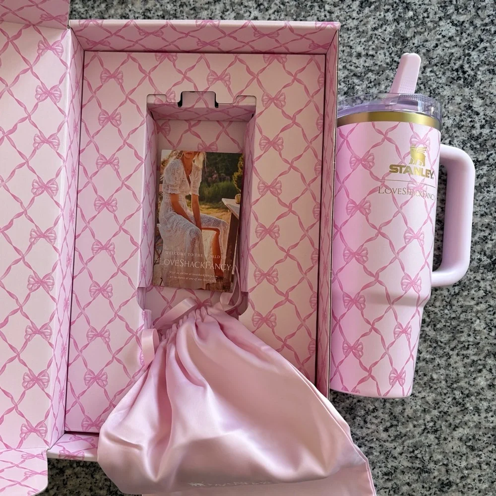 ♥️💖 FIRM Stanley x LoveShackFancy Protour Ribbon Bow SATIN DRAWSTRING BAG NWT - Picture 7 of 10